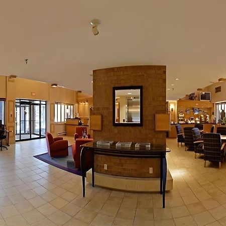 Holiday Inn Express Toronto East - Scarborough By Ihg Exterior foto